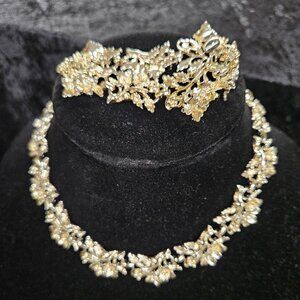 Amerique signed Necklace and Bracelet - gold toned with flower motif - 6" and 2"